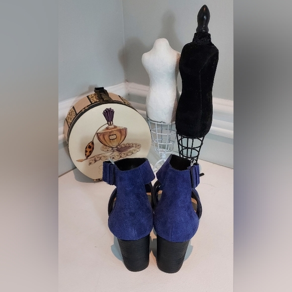 Via Spiga Blue Strappy Open Toe Leather Sandals NWOB - Picture 4 of 5